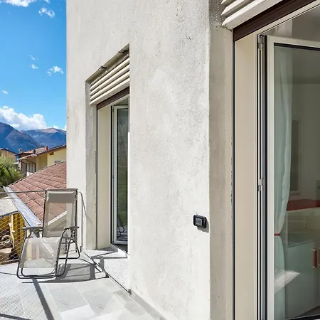 Finestra Al דירה